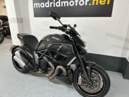 DUCATI DIAVEL CARBON