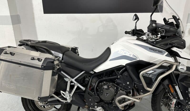 TRIUMPH TIGER 900 GT PRO