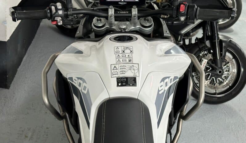 TRIUMPH TIGER 900 GT PRO