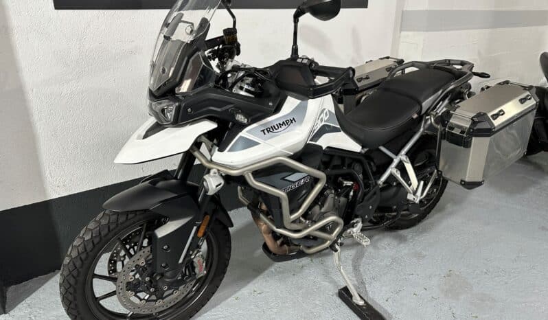 TRIUMPH TIGER 900 GT PRO