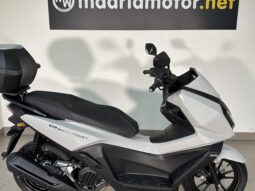 
										KYMCO SKY TOWN 125									