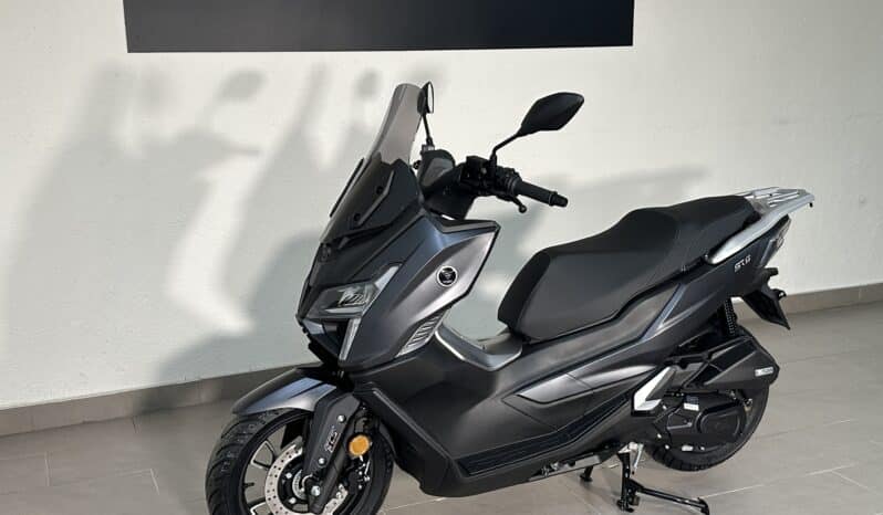 VOGE SR1 125