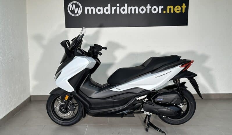 HONDA FORZA 125 – 2025