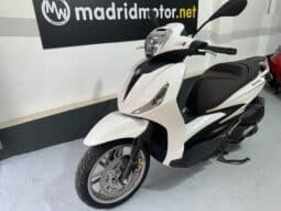 PIAGGIO BEVERLY 300 HPE