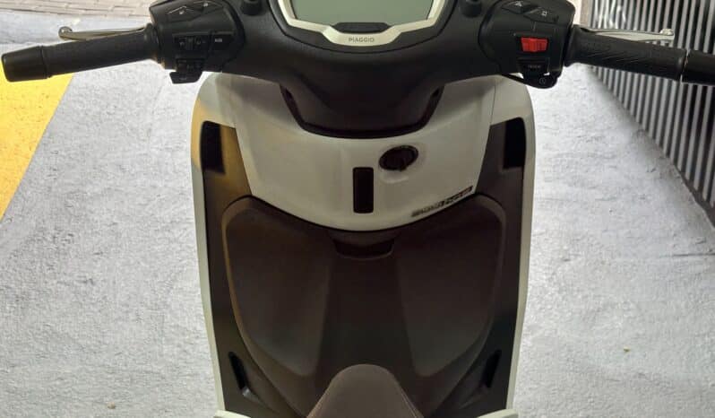PIAGGIO BEVERLY 300 HPE