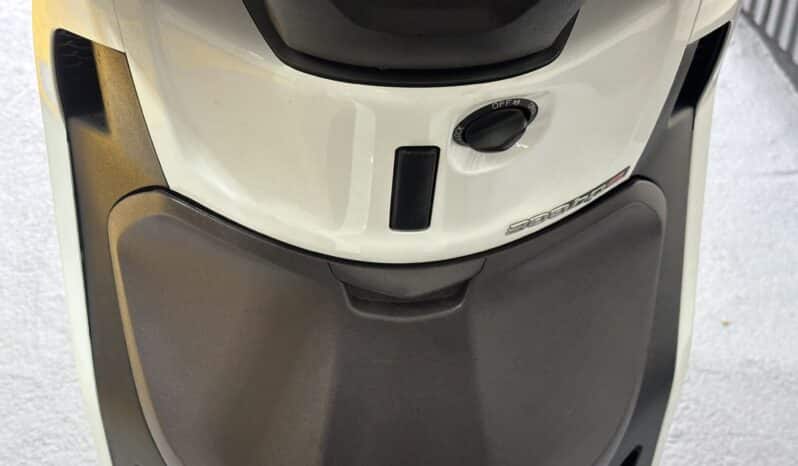 PIAGGIO BEVERLY 300 HPE
