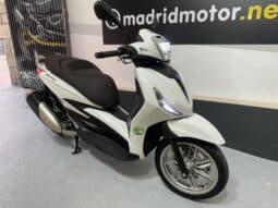 PIAGGIO BEVERLY 300 HPE