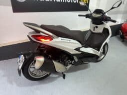 PIAGGIO BEVERLY 300 HPE