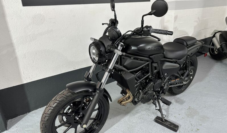 KAWASAKI ELIMINATOR 500 2026