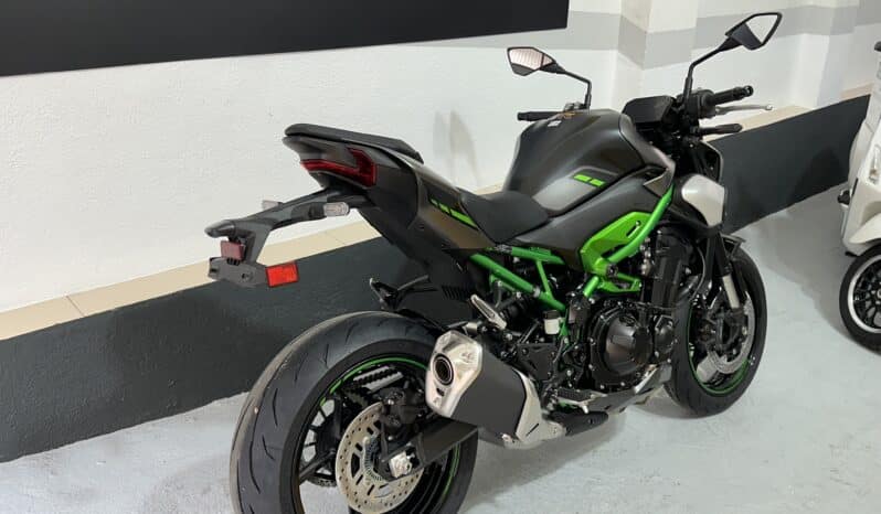 KAWASAKI Z 900 2025