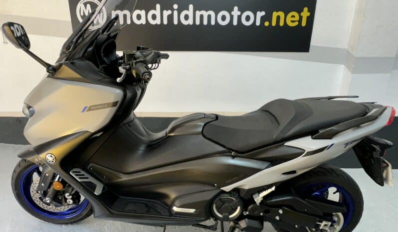 YAMAHA T-MAX 560 ABS