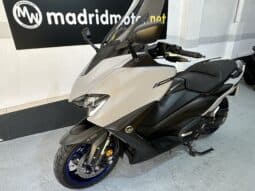YAMAHA T-MAX 560 ABS