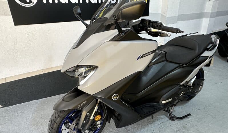 YAMAHA T-MAX 560 ABS