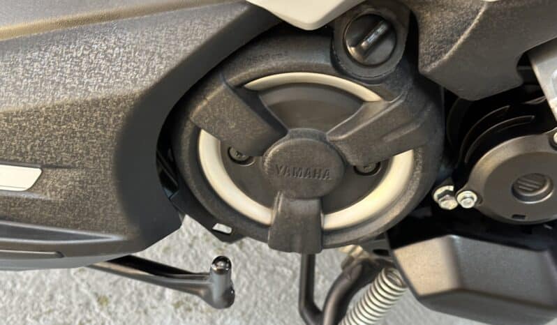 YAMAHA T-MAX 560 ABS