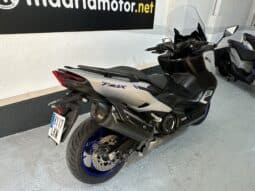 
										YAMAHA T-MAX 560 ABS									