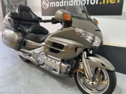 HONDA GL 1800 GOLDWING