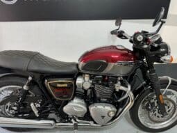 TRIUMPH BONNEVILLE T120 BICOLOR