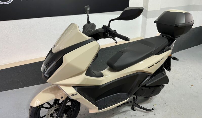 KYMCO SKY TOWN 125