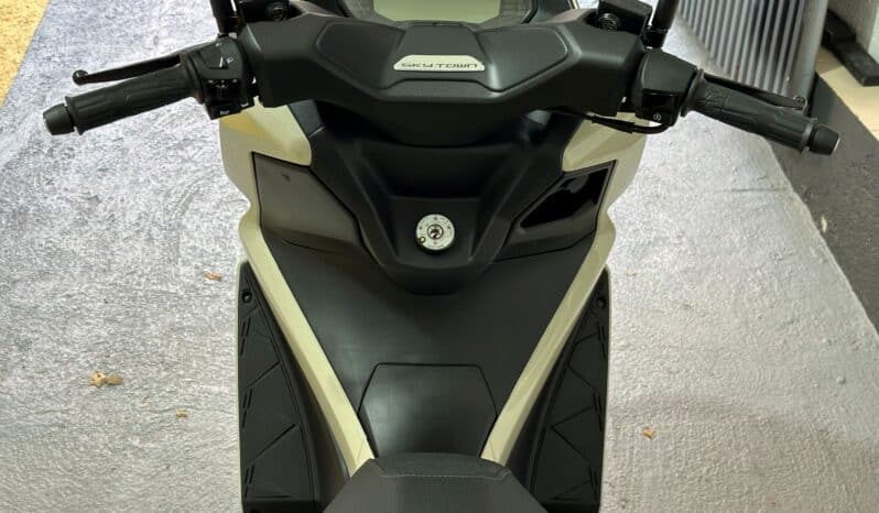 KYMCO SKY TOWN 125