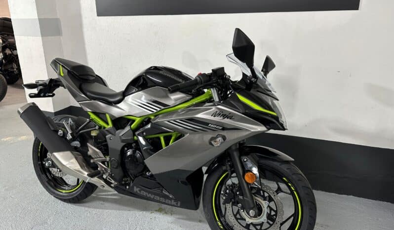 KAWASAKI NINJA 125 2026