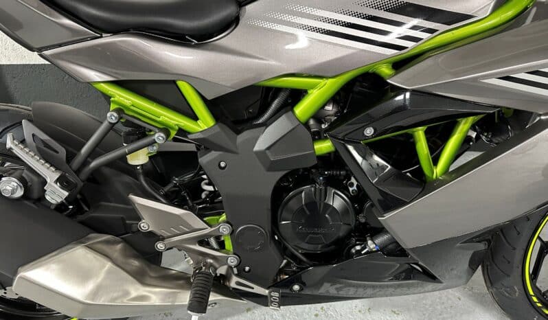 KAWASAKI NINJA 125 2026