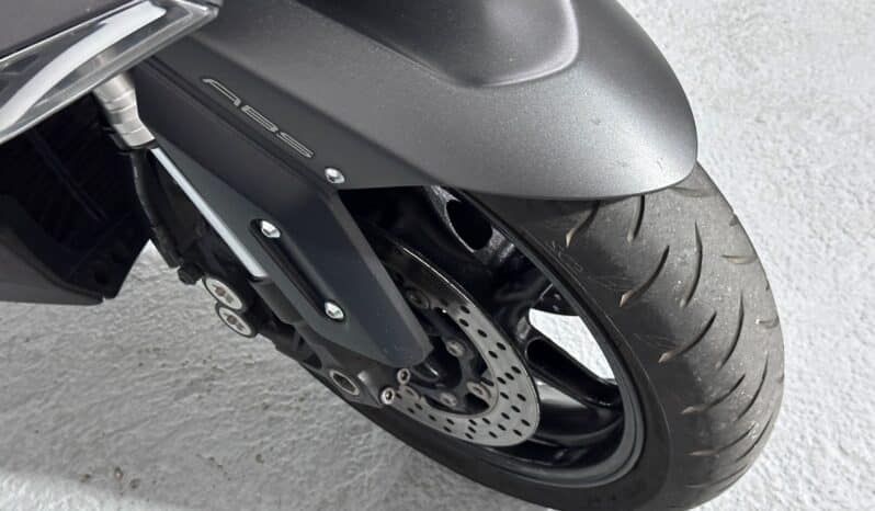 YAMAHA T-MAX 530 ABS