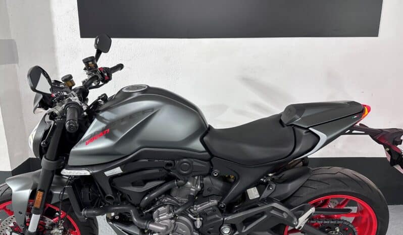 DUCATI MONSTER 937+
