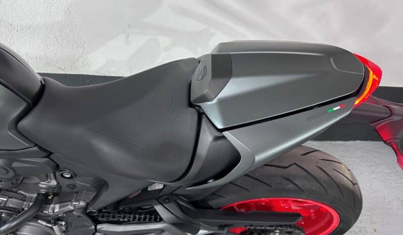DUCATI MONSTER 937+