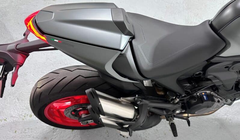 DUCATI MONSTER 937+