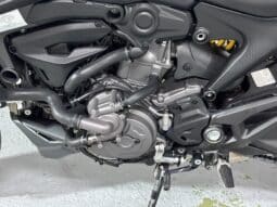 DUCATI MONSTER 937+