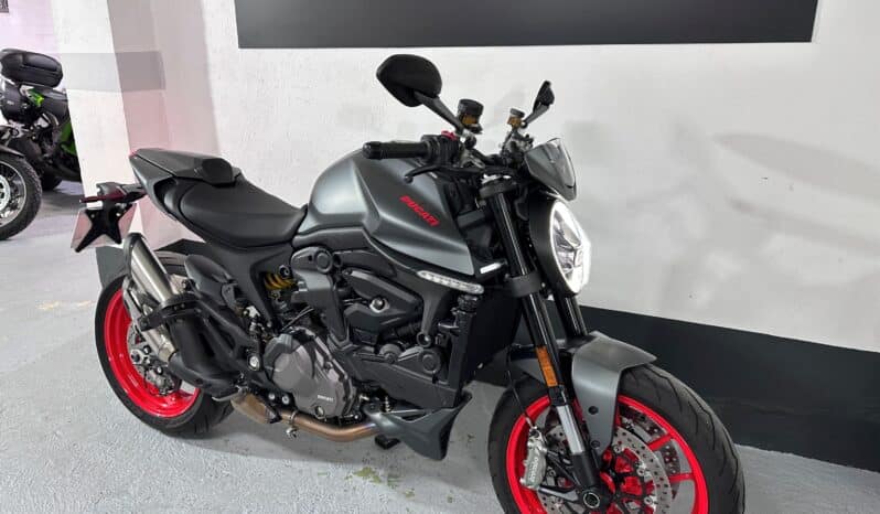 DUCATI MONSTER 937+