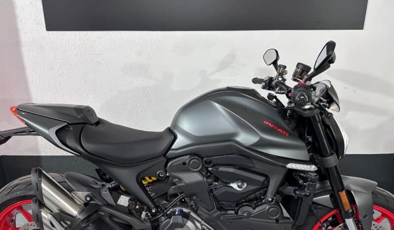 DUCATI MONSTER 937+