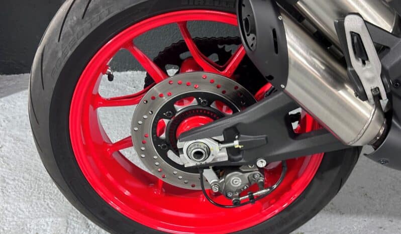 DUCATI MONSTER 937+