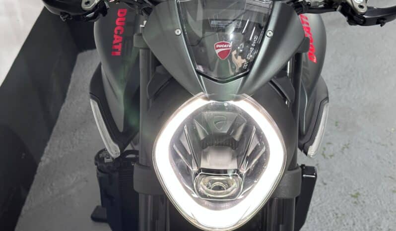 DUCATI MONSTER 937+