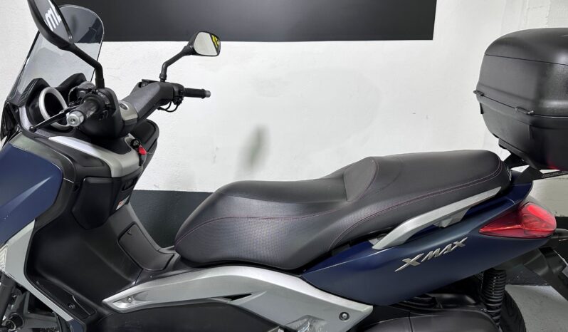 YAMAHA X-MAX 125