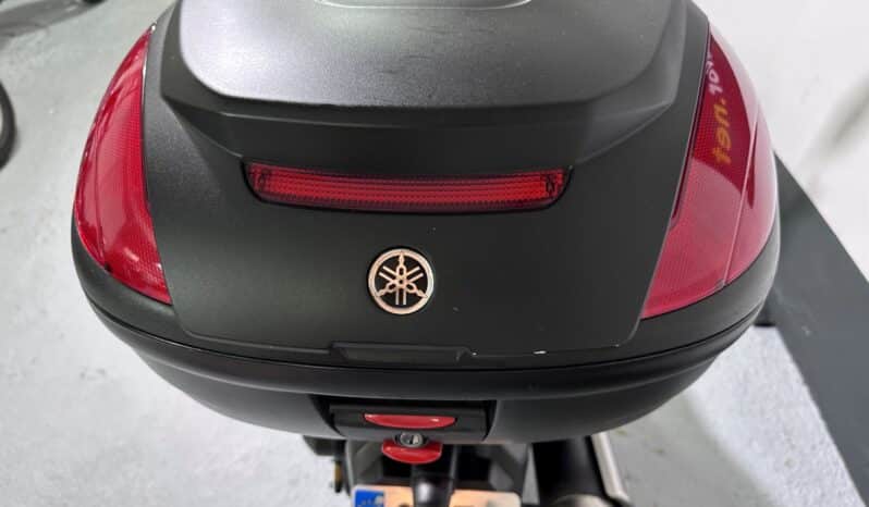 YAMAHA X-MAX 125