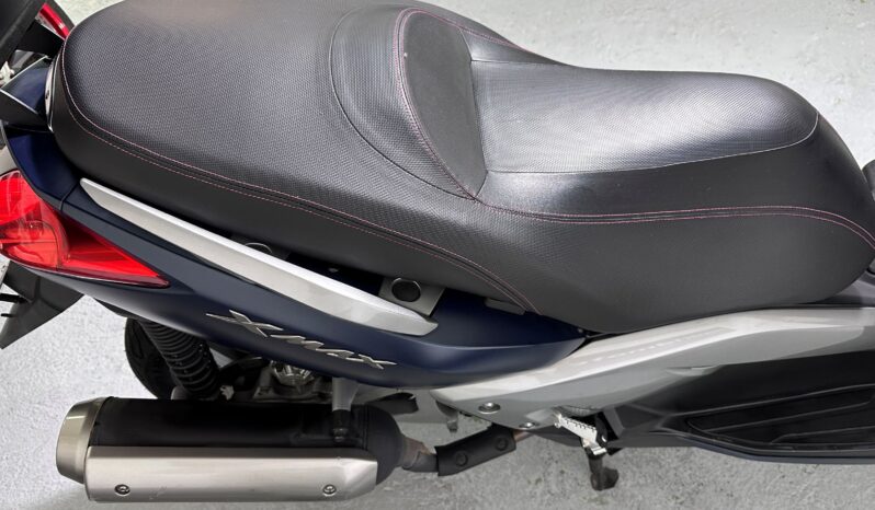 YAMAHA X-MAX 125
