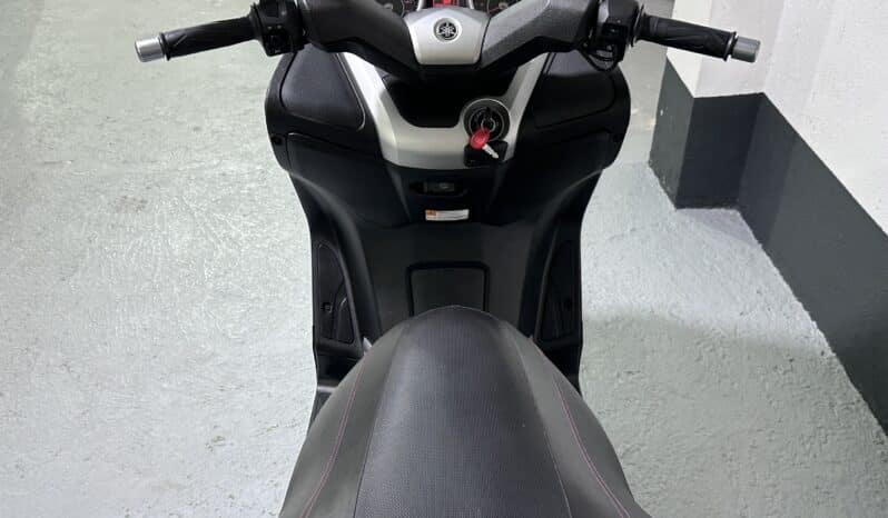 YAMAHA X-MAX 125
