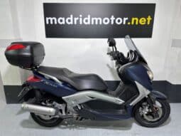YAMAHA X-MAX 125