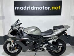 YAMAHA YZF R1