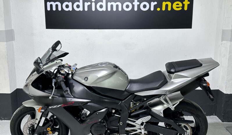 YAMAHA YZF R1