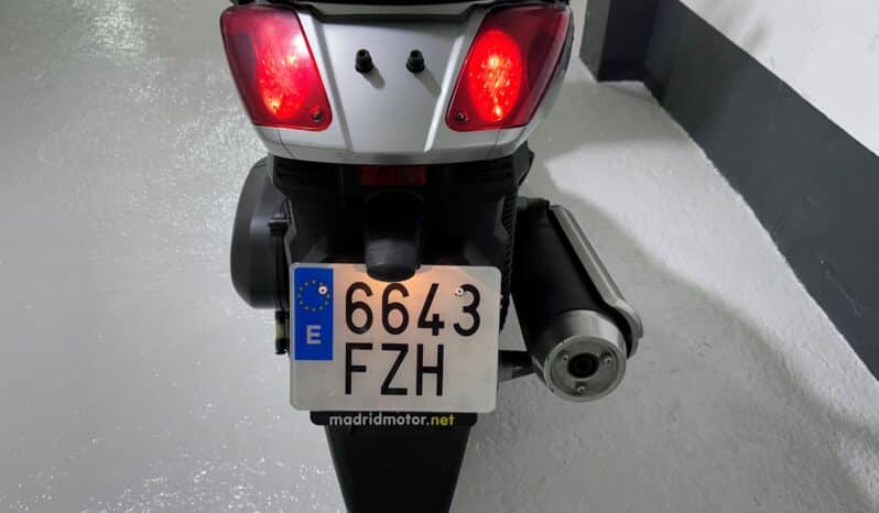 YAMAHA X-MAX 125