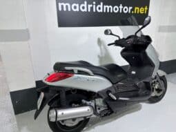 YAMAHA X-MAX 125