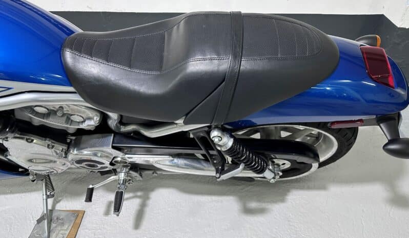 HARLEY DAVIDSON V-ROD