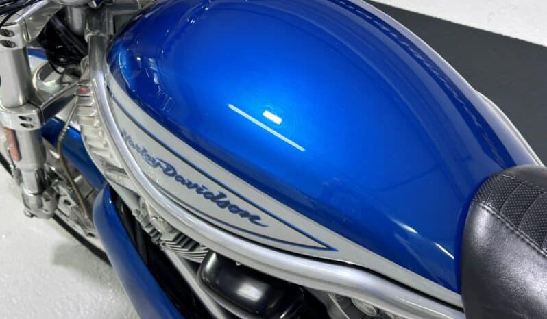 HARLEY DAVIDSON V-ROD
