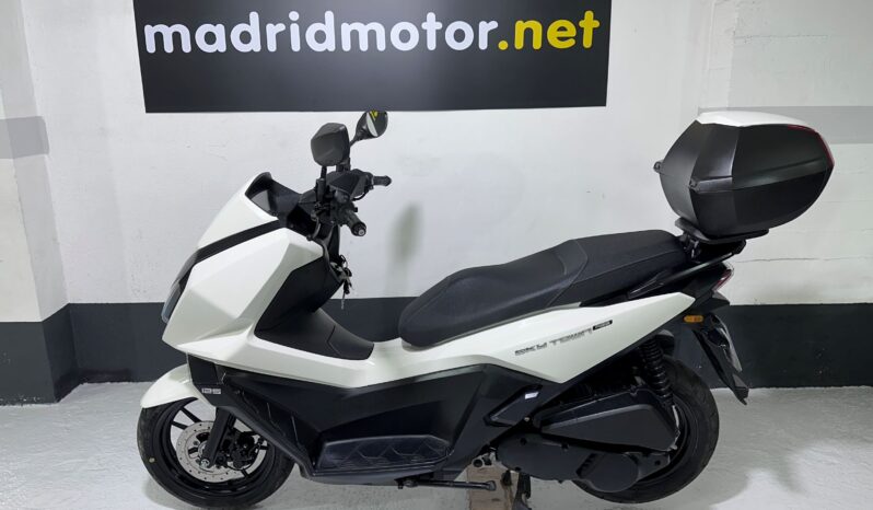 KYMCO Sky Town 125 ABS
