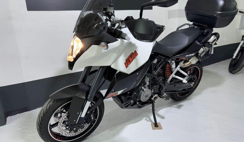 KTM 990 SUPERMOTO