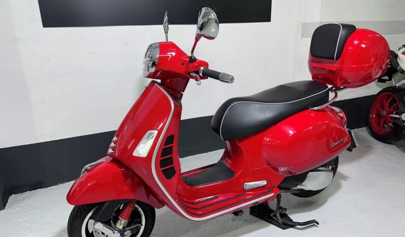 VESPA GTS 300