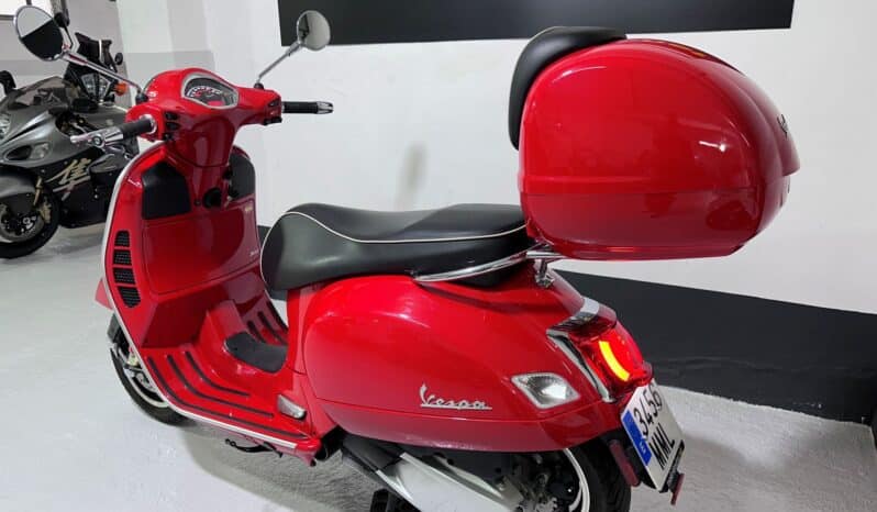 VESPA GTS 300