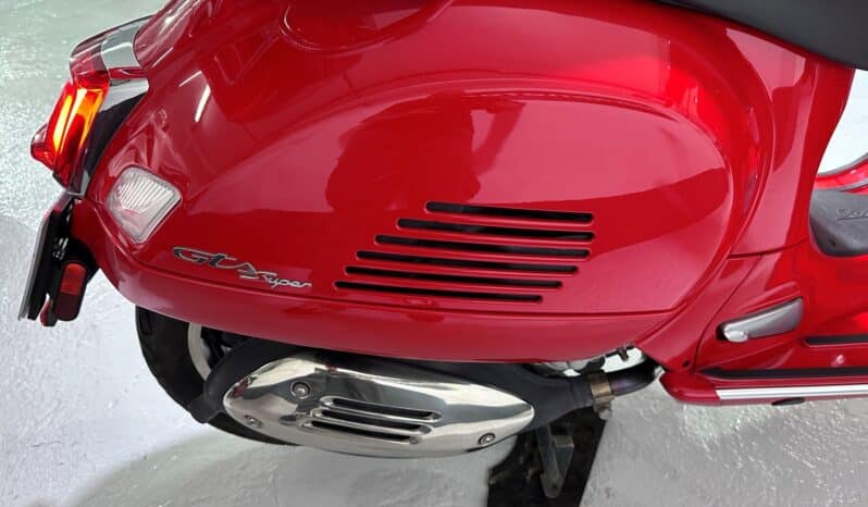 VESPA GTS 300